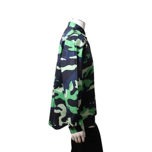 https://dbiyorq10n2b9.cloudfront.net/product-images/CAPPVAL0009/VALENTINO-Cotton-Camouflage-Shirt-NavyGreen-.-1.jpg.webp