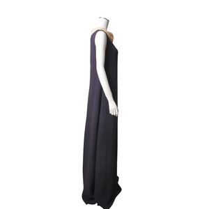 https://dbiyorq10n2b9.cloudfront.net/product-images/CAPPVAL0045/VALENTINO-Silk-Evening-Dress-Navy-2.jpg.webp