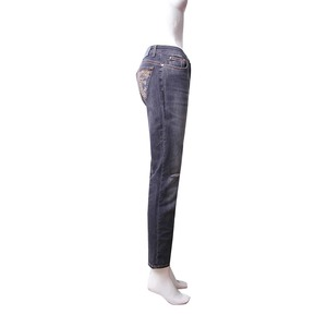 https://dbiyorq10n2b9.cloudfront.net/product-images/CAPPVER0087/VERSACE-COLLECTION-Cotton-Blend-Jeans-Washed-Grey_2.jpg.webp