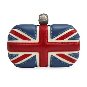 https://dbiyorq10n2b9.cloudfront.net/product-images/CBAGAMQ0005/ALEXANDER-MCQUEEN-Leather-British-Flag-Clutch-BlueRed-back.jpg.webp