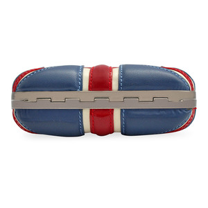 https://dbiyorq10n2b9.cloudfront.net/product-images/CBAGAMQ0005/ALEXANDER-MCQUEEN-Leather-British-Flag-Clutch-BlueRed-bottom.jpg.webp