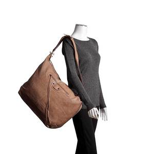 https://dbiyorq10n2b9.cloudfront.net/product-images/CBAGBAL102/BALENCIAGA-Classic-Day-Bag-brown-Mannequin.jpg.webp