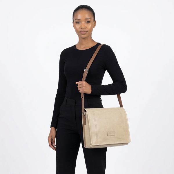Leather Messenger Ivory/Red