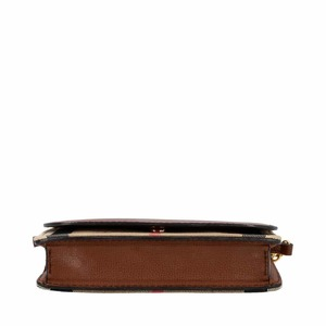 https://dbiyorq10n2b9.cloudfront.net/product-images/CBAGBUR0154/BURBERRY-Leather-Check-Hampshire-Wallet-On-Chain-Brown_6.jpg.webp