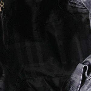 https://dbiyorq10n2b9.cloudfront.net/product-images/CBAGBUR0220/BURBERRY-Leather-Turn-Lock-East-West-Tote-Black.jpg.webp