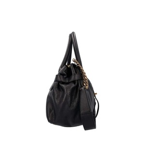 https://dbiyorq10n2b9.cloudfront.net/product-images/CBAGBUR0220/BURBERRY-Leather-Turn-Lock-East-West-Tote-Black_2.jpg.webp