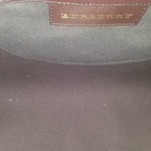 https://dbiyorq10n2b9.cloudfront.net/product-images/CBAGBUR237/BURBERRY-Haymarket-Check-Bowling-Bag-Chocolate-interior.jpg.webp