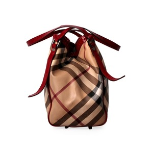 https://dbiyorq10n2b9.cloudfront.net/product-images/CBAGBUR242/BURBERRY-Check-Canterbury-Tote-Red-side.jpg.webp
