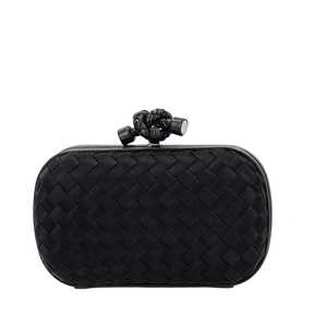 https://dbiyorq10n2b9.cloudfront.net/product-images/CBAGBV0020/BOTTEGA-VENETTA-Satin-Intrecciato-Knot-Clutch-Black_5.jpg.webp