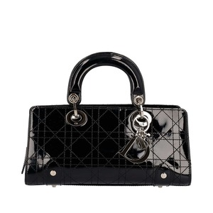 https://dbiyorq10n2b9.cloudfront.net/product-images/CBAGCD0082/CHRISTIAN-DIOR-Patent-Cannage-East-West-Lady-Dior-Top-Handle-Bag-Black_1.jpg.webp