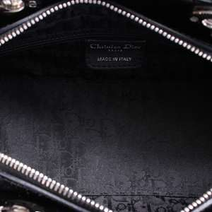 https://dbiyorq10n2b9.cloudfront.net/product-images/CBAGCD0082/CHRISTIAN-DIOR-Patent-Cannage-East-West-Lady-Dior-Top-Handle-Bag-Black_7.jpg.webp