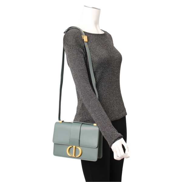 Leather Montaigne 30 Shoulder Bag Green