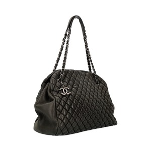 https://dbiyorq10n2b9.cloudfront.net/product-images/CBAGCH0099/CHANEL-Quilted-Just-Mademoiselle-Large-Bowling-Bag-Anthracite_9.jpg.webp