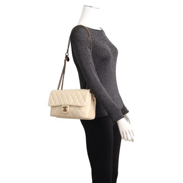 Quilted Caviar Flap Back Pocket Shoulder Bag White