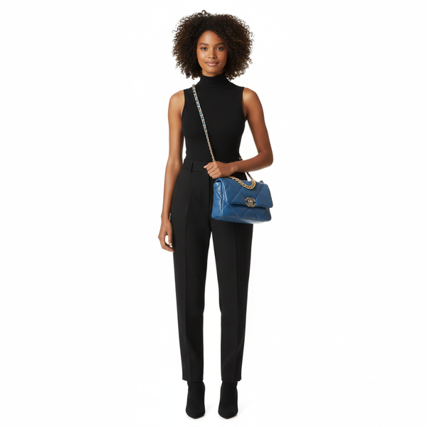 Quilted Leather 19 Shoulder Bag Blue