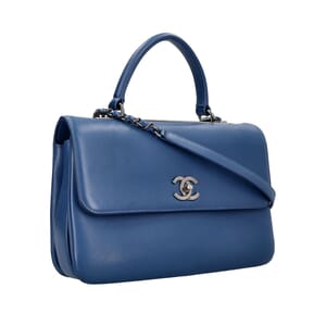 Leather Trendy CC Medium Shoulder Bag Blue, view 2