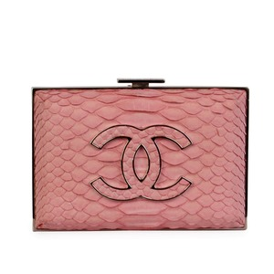 https://dbiyorq10n2b9.cloudfront.net/product-images/CBAGCH128/CHANEL-Python-Embossed-Velvet-Box-Clutch-Pink-front-1.jpg.webp