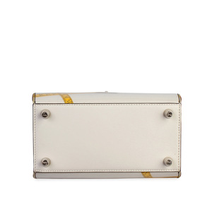 https://dbiyorq10n2b9.cloudfront.net/product-images/CBAGCL110/CHRISTIAN-LOUBOUTIN-Small-Paloma-Loubicouture-Tote-bottom.jpg.webp