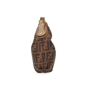 https://dbiyorq10n2b9.cloudfront.net/product-images/CBAGFEN0016/FENDI-Zucca-Chef-Chain-Small-Hobo-Tobacco-Side-1.jpg.webp