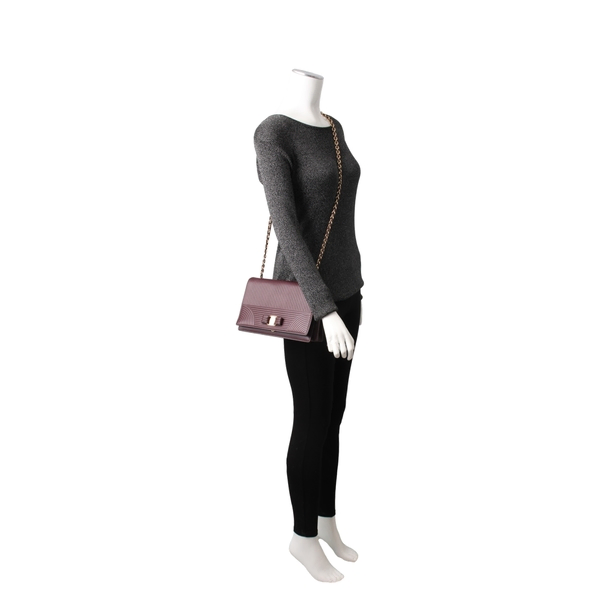 Leather Vara Bow Shoulder Bag Burgundy