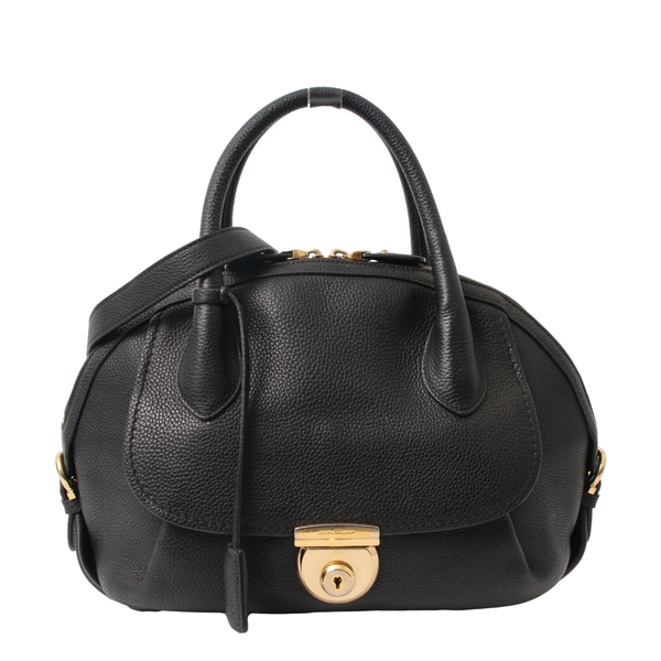 SALVATORE FERRAGAMO Leather Fiamma Shoulder Bag Black | Luxity