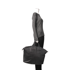 https://dbiyorq10n2b9.cloudfront.net/product-images/CBAGGIV0009/GIVENCHY-Leather-Nightingale-Shoulder-Bag-Black-1.jpg.webp