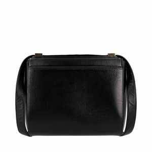 https://dbiyorq10n2b9.cloudfront.net/product-images/CBAGGIV0030/GIVENCHY-Leather-Pandora-Box-Medium-Shoulder-Bag-Black_4.jpg.webp