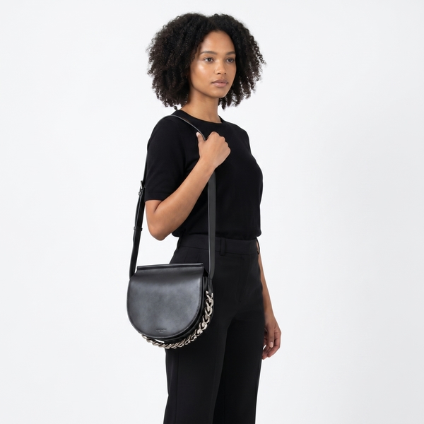 Leather Infinity Bag Black