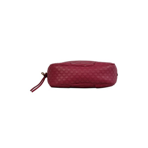 https://dbiyorq10n2b9.cloudfront.net/product-images/CBAGGUC315/GUCCI-Guccissima-Bree-Mini-Messenger-bottom.jpg.webp