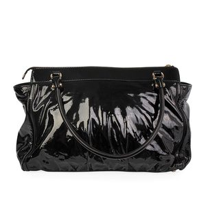 https://dbiyorq10n2b9.cloudfront.net/product-images/CBAGGUC387/GUCCI-Patent-Leather-D-Ring-Tote-Black-back.jpg.webp