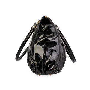 https://dbiyorq10n2b9.cloudfront.net/product-images/CBAGGUC387/GUCCI-Patent-Leather-D-Ring-Tote-Black-side-2.jpg.webp