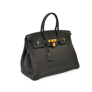 https://dbiyorq10n2b9.cloudfront.net/product-images/CBAGHER0007/HERMES-Togo-Birkin-35-Black-angle.jpg.webp