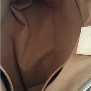 https://dbiyorq10n2b9.cloudfront.net/product-images/CBAGLV0018/LOUIS-VUITTON-Monogram-Pallas-Tote-interior.jpg.webp