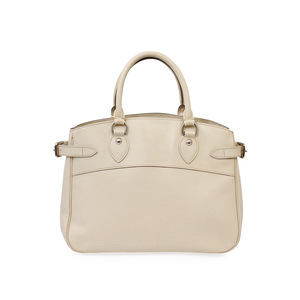 https://dbiyorq10n2b9.cloudfront.net/product-images/CBAGLV0153/LOUIS-VUITTON-Epi-Passy-PM-Ivory-front.jpg.webp