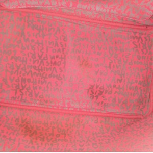 https://dbiyorq10n2b9.cloudfront.net/product-images/CBAGLV0344/LOUIS-VUITTON-Monogram-Stephen-Sprouse-Graffiti-Neverfull-GM-Limited-Edition-interior.jpeg.webp