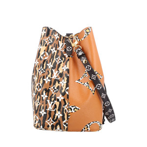 https://dbiyorq10n2b9.cloudfront.net/product-images/CBAGLV0506/LOUIS-VUITTON-Monogram-Giant-Jungle-NeoNoe-Caramel_3.jpg.webp