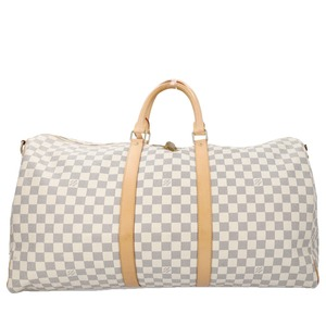 https://dbiyorq10n2b9.cloudfront.net/product-images/CBAGLV1566/LOUIS-VUITTON-Damier-Azur-Keepall-Bandouliere-55_4.jpg.webp