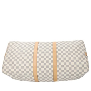 https://dbiyorq10n2b9.cloudfront.net/product-images/CBAGLV1566/LOUIS-VUITTON-Damier-Azur-Keepall-Bandouliere-55_6.jpg.webp