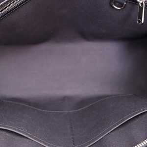 https://dbiyorq10n2b9.cloudfront.net/product-images/CBAGLV1628/LOUIS-VUITTON-Epi-Brea-MM-Noir-2.jpg.webp