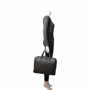 https://dbiyorq10n2b9.cloudfront.net/product-images/CBAGLV1868/LOUIS-VUITTON-Taiga-Neo-Alexander-Briefcase-Noir.jpg.webp