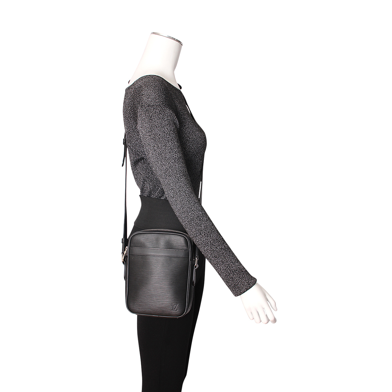 LOUIS VUITTON Epi Danube PM Black | Luxity