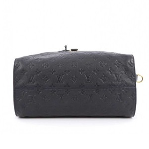 https://dbiyorq10n2b9.cloudfront.net/product-images/CBAGLV319/LOUIS-VUITTON-Monogram-Empreinte-Lumineuse-PM-BlackNoir-bottom.jpg.webp