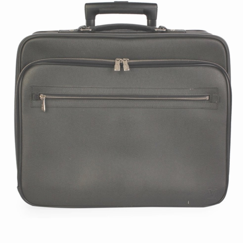 LOUIS VUITTON Taiga Pilot Case Black | Luxity