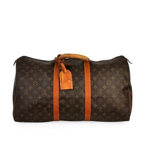 https://dbiyorq10n2b9.cloudfront.net/product-images/CBAGLV795/LOUIS-VUITTON-Monogram-Keepall-50-back.jpg.webp