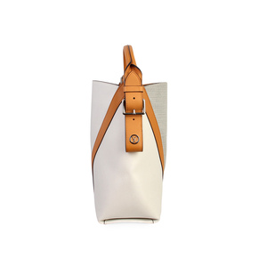 https://dbiyorq10n2b9.cloudfront.net/product-images/CBAGLV812/LOUIS-VUITTON-Calfskin-V-Hobo-PM-White-NEW-side-2.jpg.webp