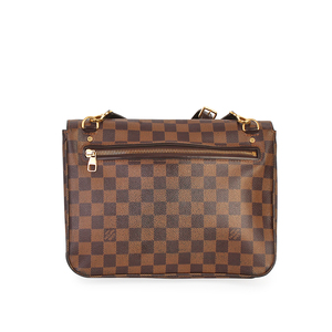 https://dbiyorq10n2b9.cloudfront.net/product-images/CBAGLV866/LOUIS-VUITTON-Damier-Ebene-Hoxton-GM-back.jpg.webp