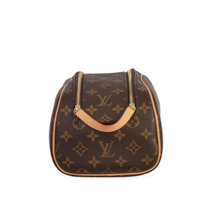 https://dbiyorq10n2b9.cloudfront.net/product-images/CBAGLV867/LOUIS-VUITTON-Monogram-King-Size-Toiletry-Bag-side-2.jpg.webp