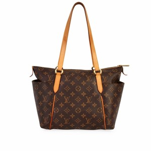 https://dbiyorq10n2b9.cloudfront.net/product-images/CBAGLV925/LOUIS-VUITTON-Monogram-Totally-PM-front-1.jpg.webp