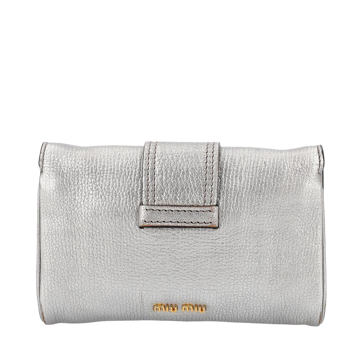 MIU MIU Metallic Leather Embellished Clutch/Bag Silver | Luxity MIU MIU Metallic Leather Embellished Clutch/Bag Silver | Luxity