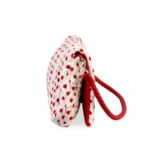 https://dbiyorq10n2b9.cloudfront.net/product-images/CBAGMIU117/MIU-MIU-Club-Matelasse-Polka-Dot-Club-Bag-RedWhite-side-1.jpg.webp